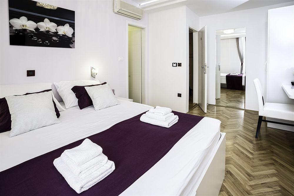 Split Apartments Peric ภายนอก รูปภาพ