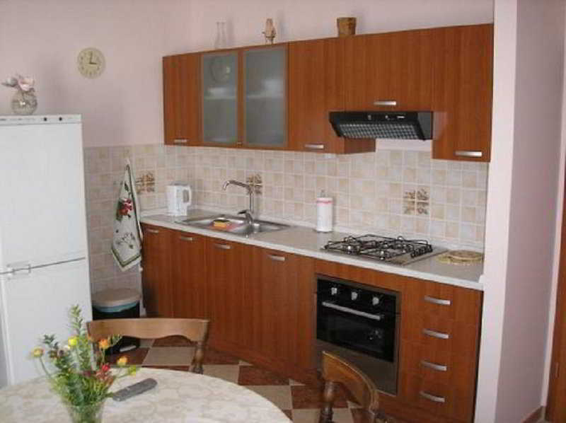 Split Apartments Peric ภายนอก รูปภาพ