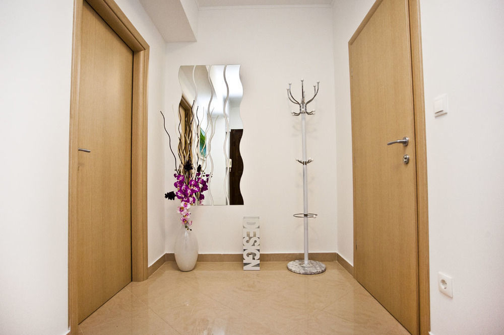 Split Apartments Peric ภายนอก รูปภาพ