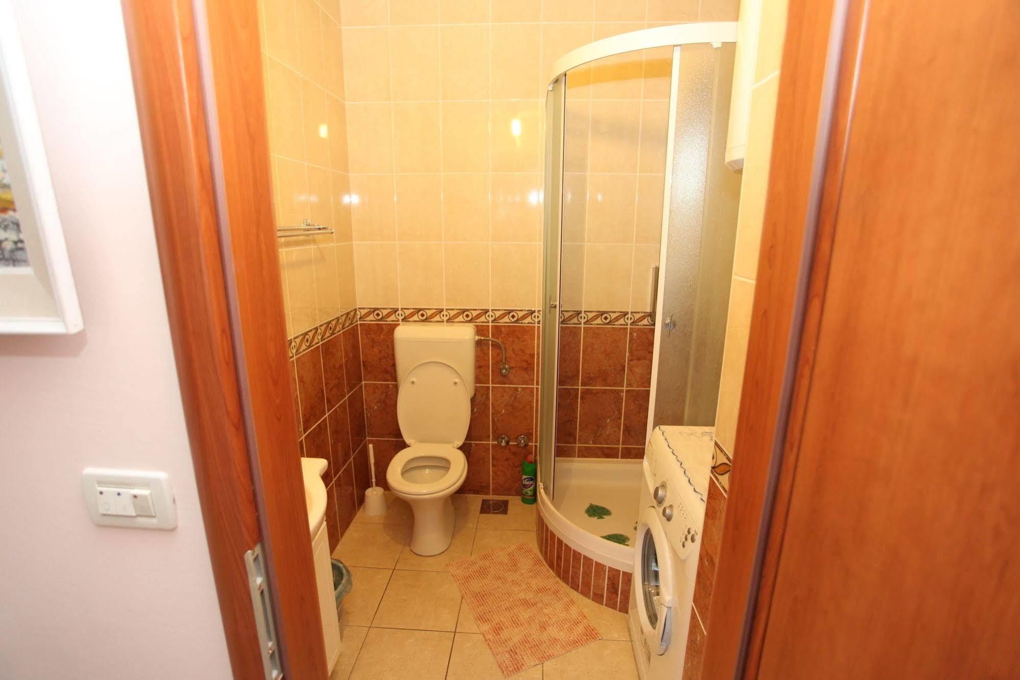 Split Apartments Peric ภายนอก รูปภาพ