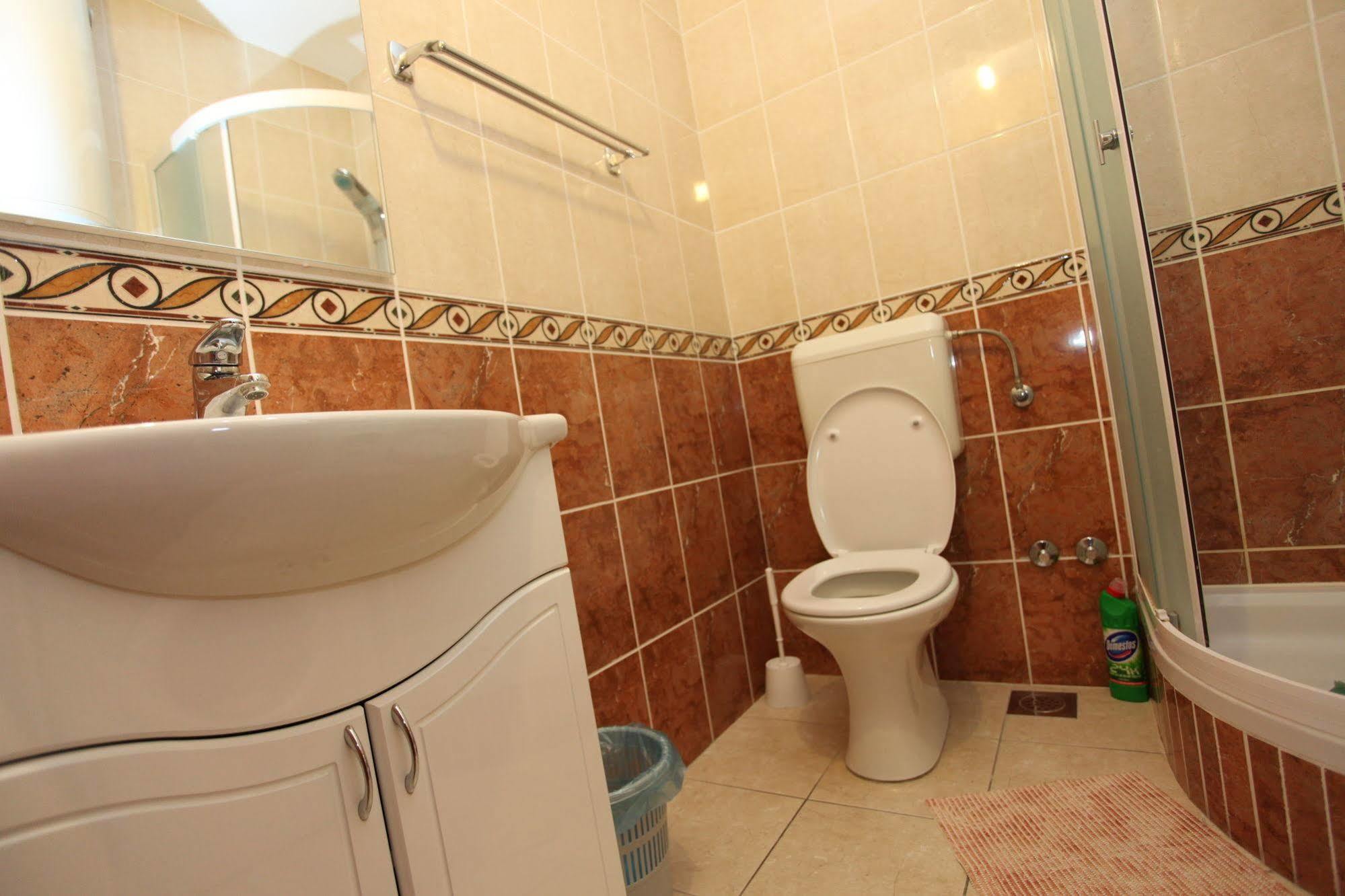 Split Apartments Peric ภายนอก รูปภาพ