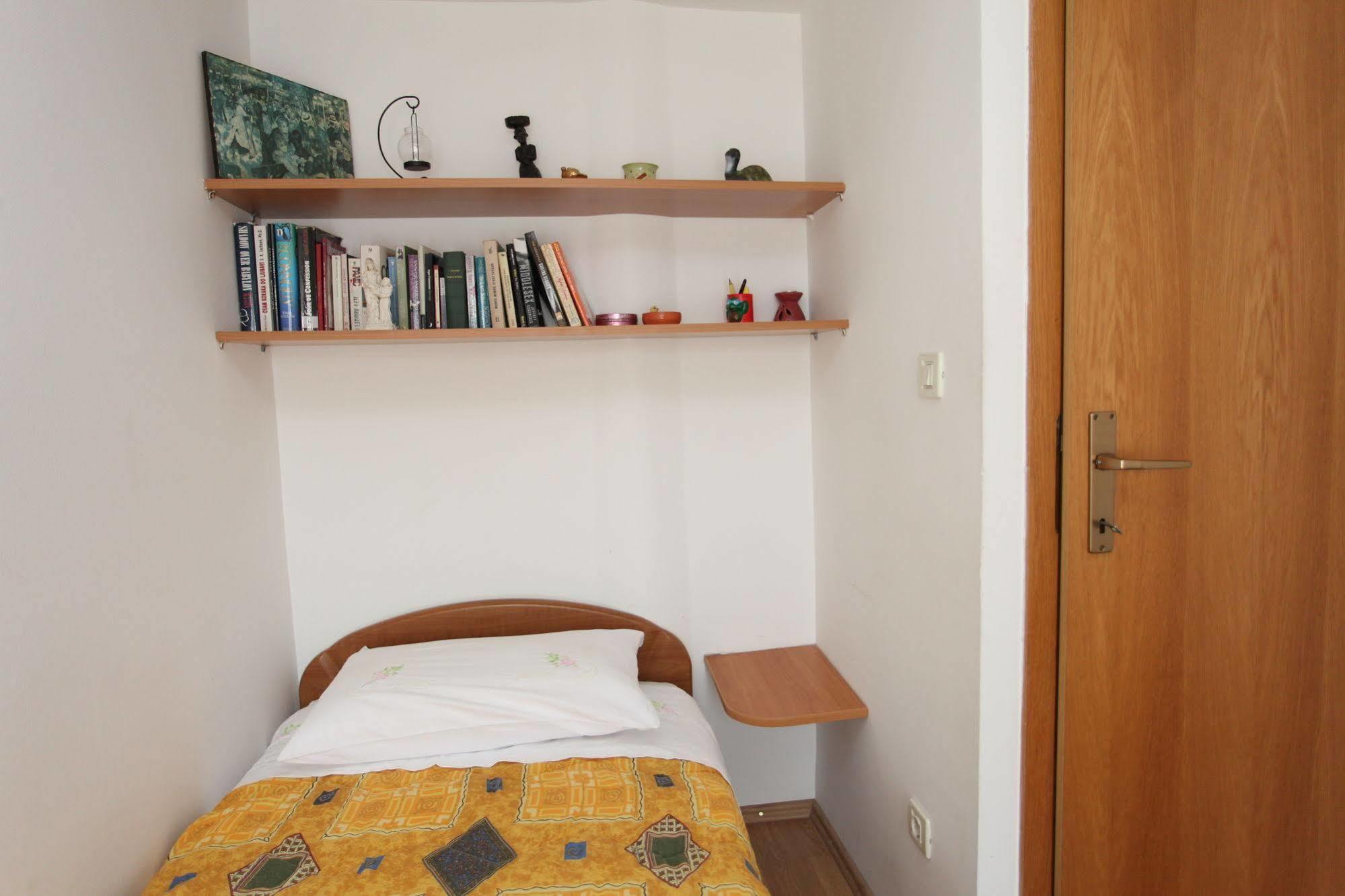 Split Apartments Peric ภายนอก รูปภาพ